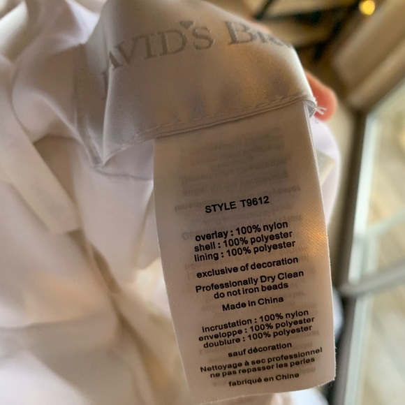 David’s Bridal Wedding Dress T9612 - Picture 3 of 3